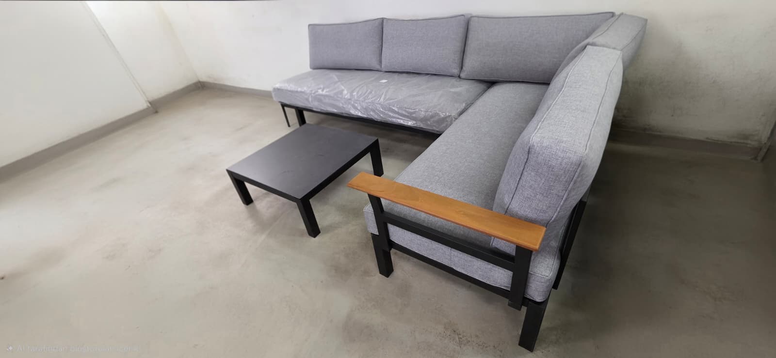 Sofa, Ecksofa, Grau, Holzarmlehne, Beistelltisch